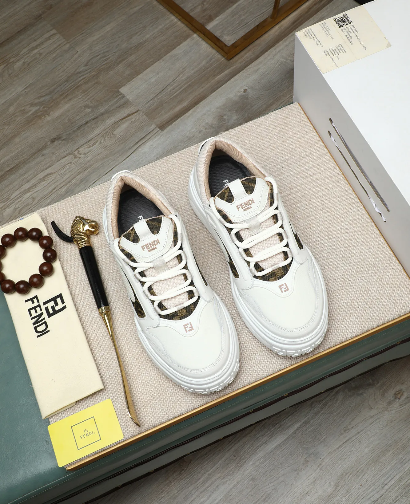 Men's shoes 💰760 [FENDI] Fendi - High-end quality original casual sports shoes - Upper: Nappa calfskin, pebbled calfskin, tongue and heel; injection molded brand logo plastic module - Lining: brand canvas - Outsole: ultra-light TPR foam·rubber; molded outsole -Super high quality control·Fine workmanship: highlighted (high-end·luxury·grade) -Size :39-44 (38, 45, can be customized)